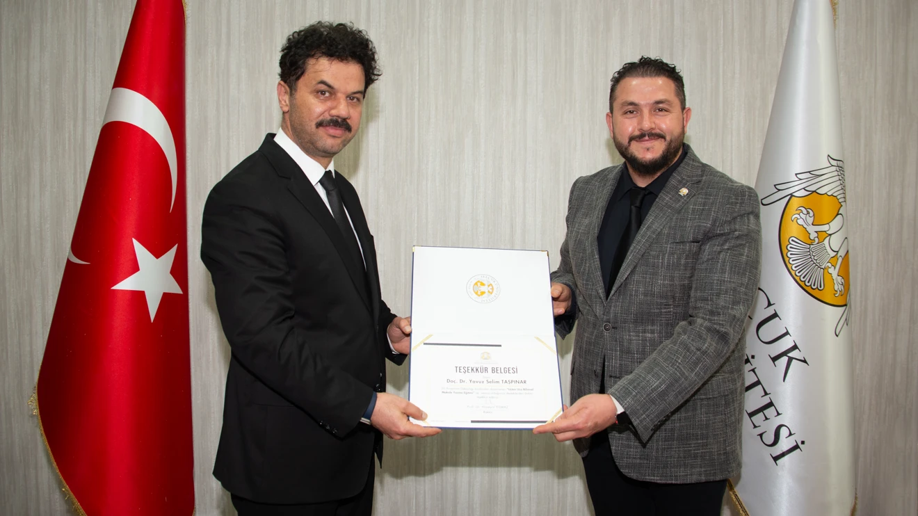 Rektör Yılmaz’dan proje eğitimlerine katkı sağlayan akademisyenlere teşekkür